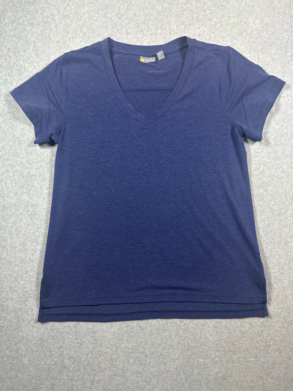 Zella Pullover T-Shirt Women's Size Medium Blue V-Neck Short Sleeves Slitted